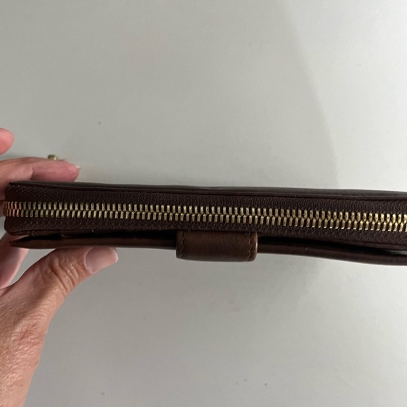VTG Valentina Brown Leather Wallet with Gold Accent EUC. - Picture 4 of 16